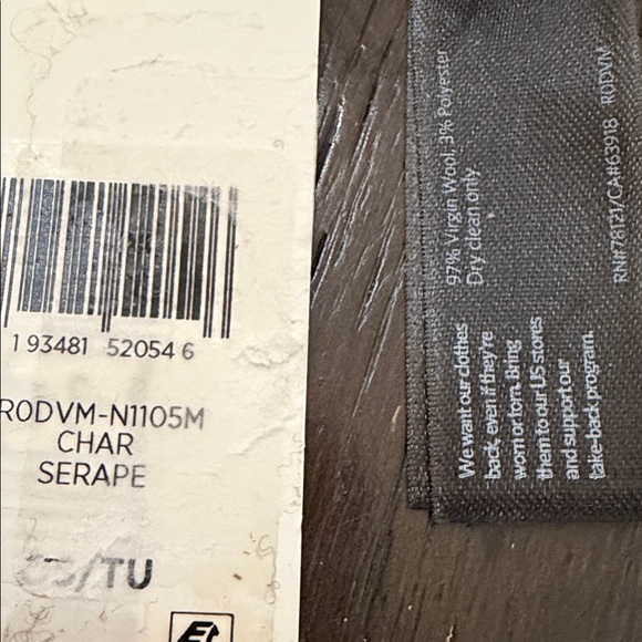 NWT Eileen Fisher Charcoal Virgin Wool Serape OS/TU - Picture 7 of 8